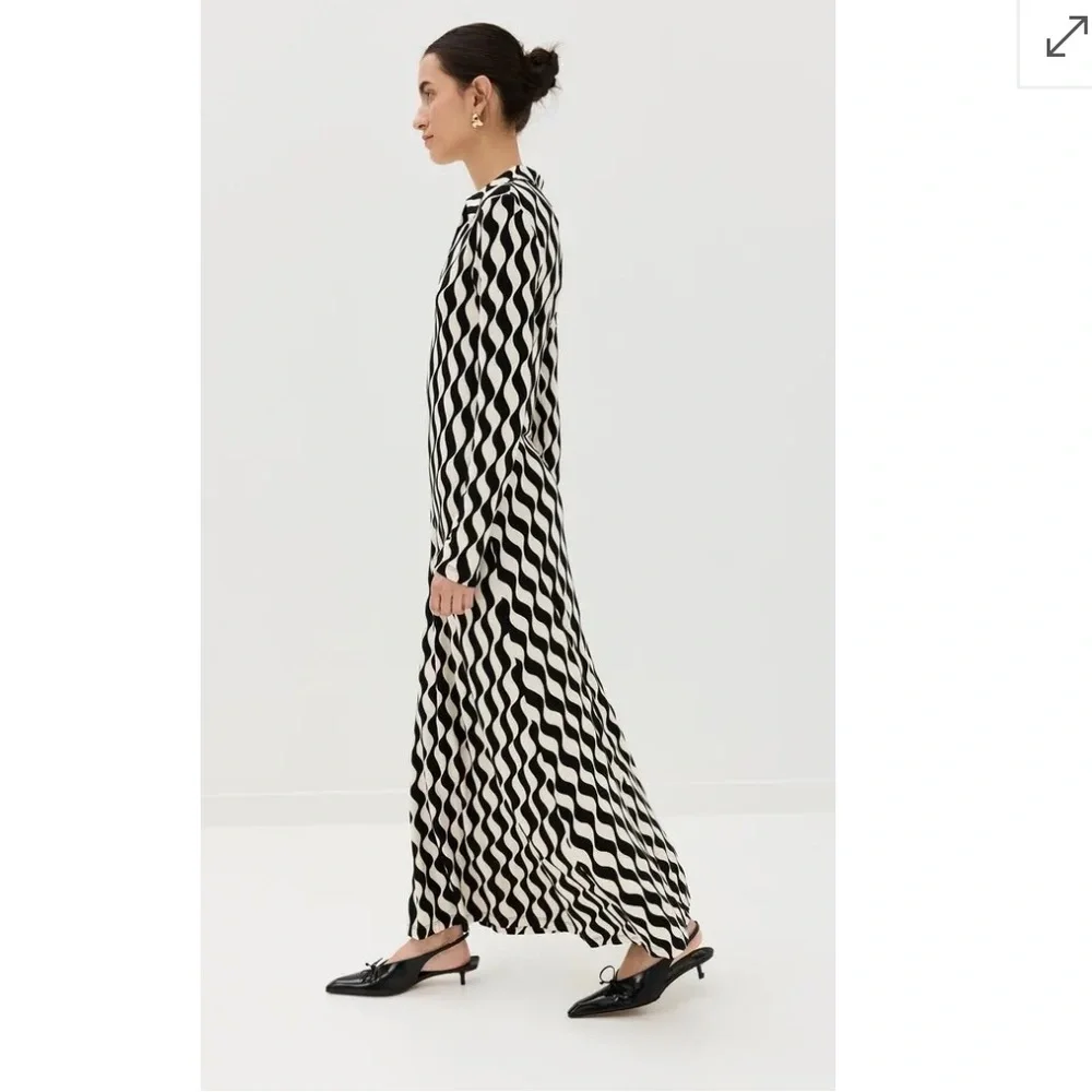 Rixo Dress Tillie Maxi Jersey Collar in Mono Wave Black White - Picture 2 of 7